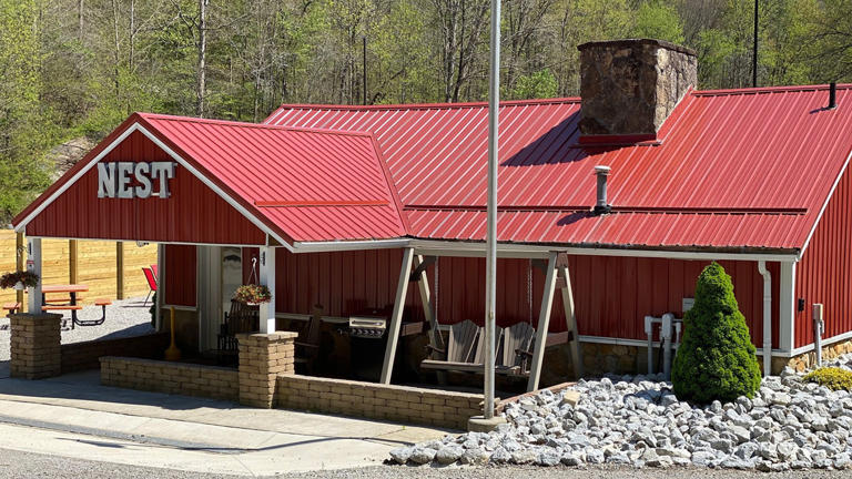 lodge in hocking hills lodge in hocking hills