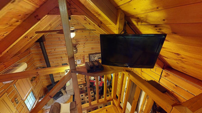 cabin in hocking hills